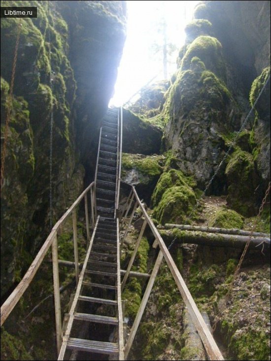Vertical cave