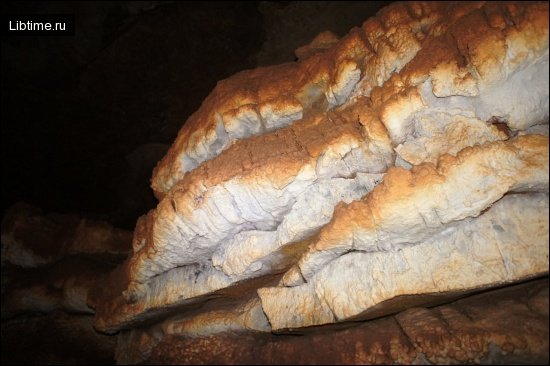 Khlebodarovskaya Cave