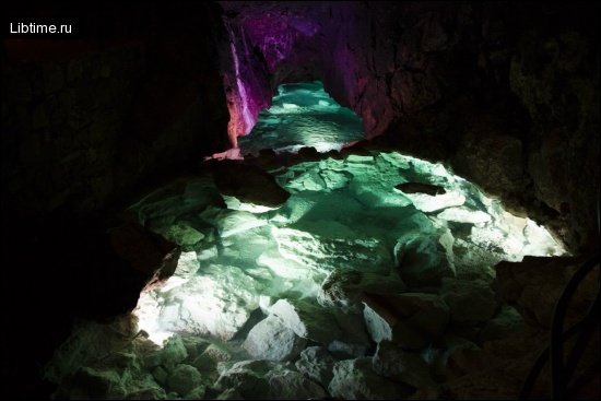 Red Cave