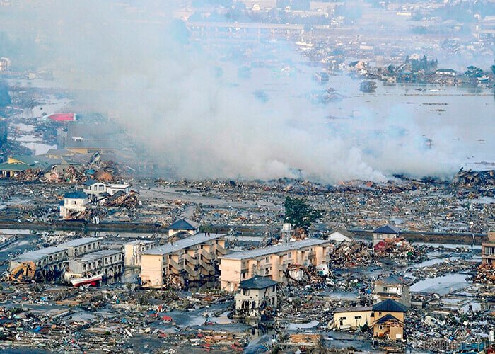 Tsunami caused by a seaquake