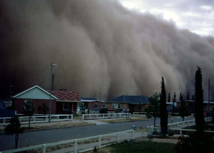 Dust storm